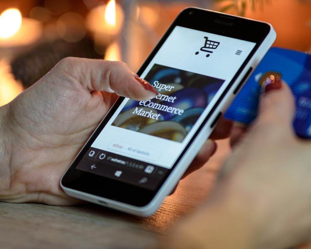 Meer ongezond nachtwerk door online shoppen.jpg